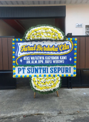Papan Bunga Duka di Wirana